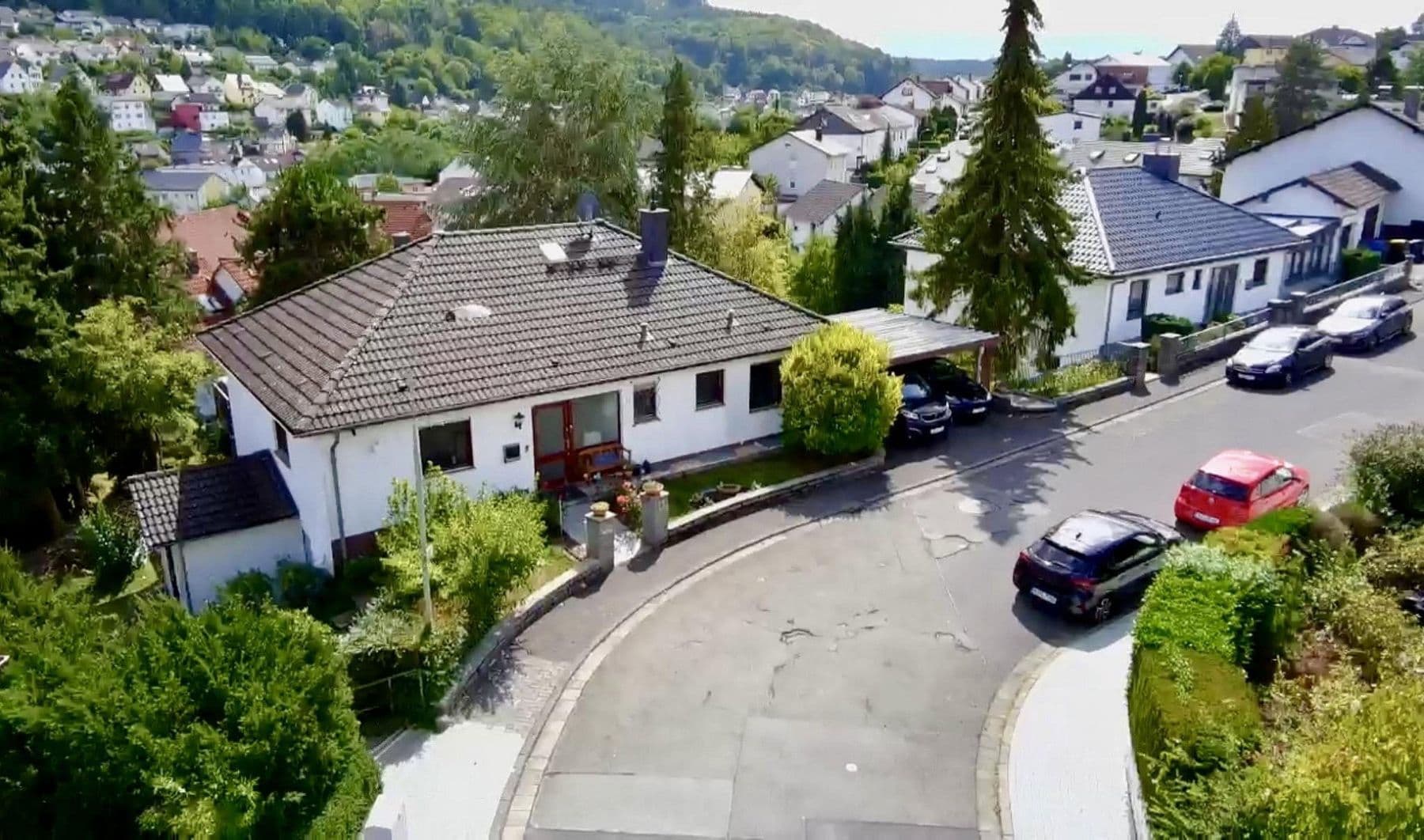 Predaj domu 219 m², pozemok 1.001 m², Weilstrasse 11, Wetzlar, Hesensko Predaj domu 219 m², pozemok 1.001 m², Weilstrasse 11, Wetzlar, Hesensko