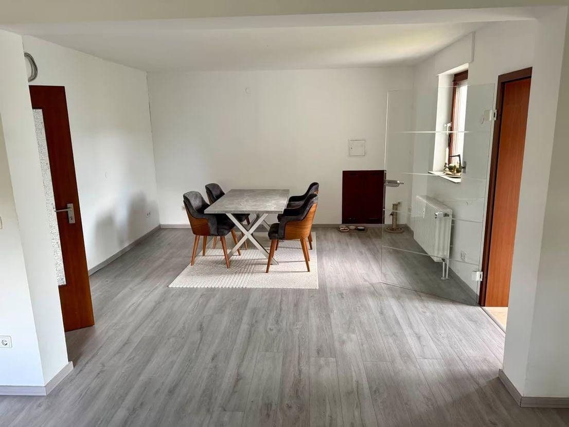 Predaj domu 219 m², pozemok 1.001 m², Weilstrasse 11, Wetzlar, Hesensko Predaj domu 219 m², pozemok 1.001 m², Weilstrasse 11, Wetzlar, Hesensko