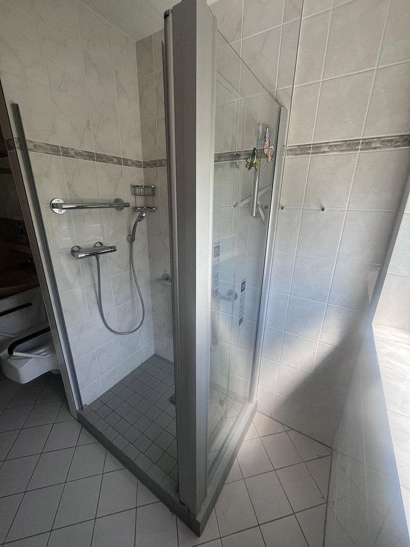 Prenájom bytu 2-izbový 75 m², Hannover, Dolné Sasko Prenájom bytu 2-izbový 75 m², Hannover, Dolné Sasko