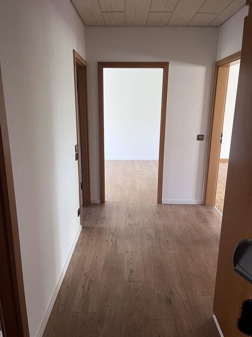 Prenájom bytu 2-izbový 75 m², Hannover, Dolné Sasko Prenájom bytu 2-izbový 75 m², Hannover, Dolné Sasko