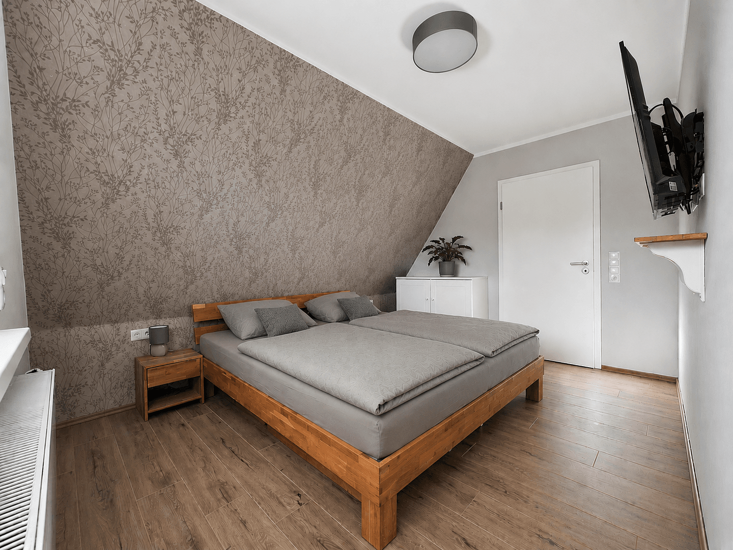 Predaj domu 93 m², pozemok 255 m², Teutoburger-Wald-Str. 3, Bremen, Brémy Predaj domu 93 m², pozemok 255 m², Teutoburger-Wald-Str. 3, Bremen, Brémy