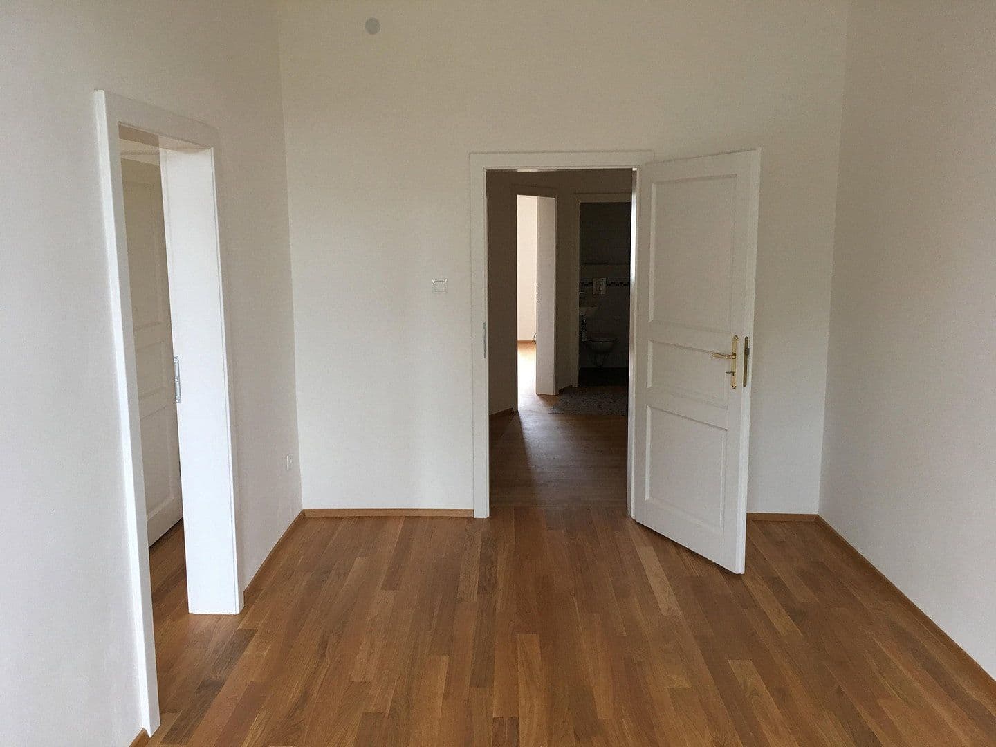 Predaj bytu 3-izbový 84 m², Käthe-Kollwitz-Ufer 31, Dresden, Sasko Predaj bytu 3-izbový 84 m², Käthe-Kollwitz-Ufer 31, Dresden, Sasko