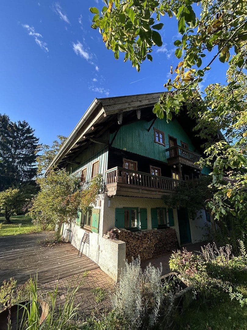 Predaj domu 204 m², pozemok 5.500 m², Weinbergstraße 5, Schönau, Bavorsko Predaj domu 204 m², pozemok 5.500 m², Weinbergstraße 5, Schönau, Bavorsko