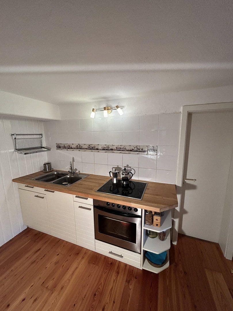 Predaj domu 204 m², pozemok 5.500 m², Weinbergstraße 5, Schönau, Bavorsko Predaj domu 204 m², pozemok 5.500 m², Weinbergstraße 5, Schönau, Bavorsko