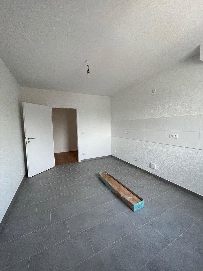Prenájom bytu 2-izbový 77 m², Feldstr. 1, Meerbusch, Severné Porýnie - Westfálsko Prenájom bytu 2-izbový 77 m², Feldstr. 1, Meerbusch, Severné Porýnie - Westfálsko