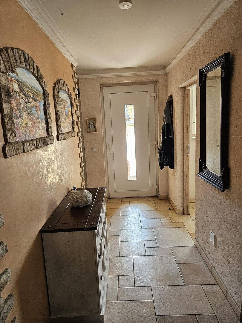 Predaj domu 170 m², pozemok 895 m², Wanzleben-Börde, Sasko-Anhaltsko Predaj domu 170 m², pozemok 895 m², Wanzleben-Börde, Sasko-Anhaltsko