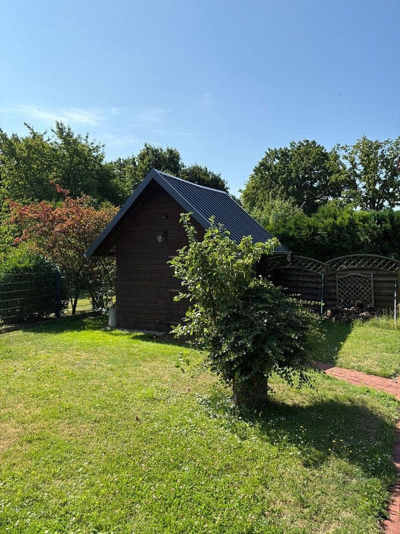 Predaj domu 90 m², pozemok 1.416 m², Neustadt am Rübenberge, Dolné Sasko Predaj domu 90 m², pozemok 1.416 m², Neustadt am Rübenberge, Dolné Sasko
