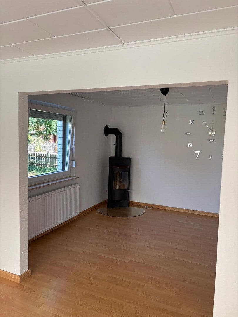 Predaj domu 90 m², pozemok 1.416 m², Neustadt am Rübenberge, Dolné Sasko Predaj domu 90 m², pozemok 1.416 m², Neustadt am Rübenberge, Dolné Sasko