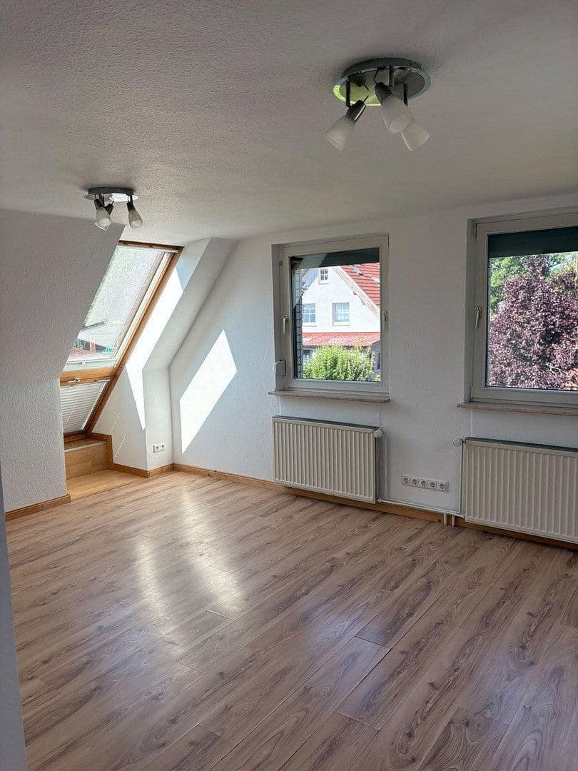 Predaj domu 90 m², pozemok 1.416 m², Neustadt am Rübenberge, Dolné Sasko Predaj domu 90 m², pozemok 1.416 m², Neustadt am Rübenberge, Dolné Sasko