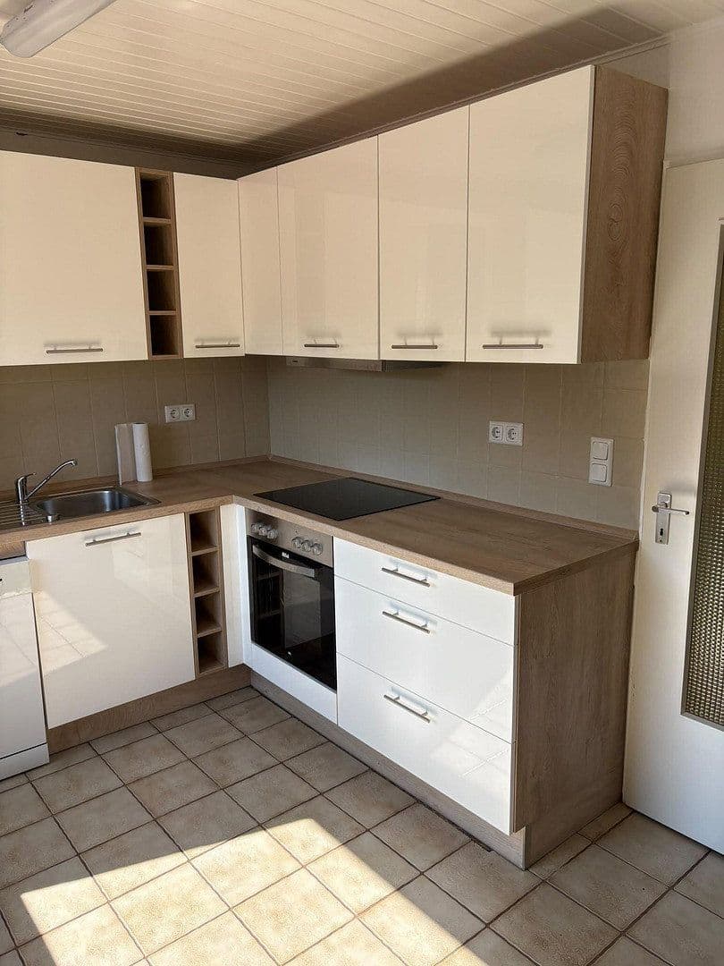 Predaj domu 90 m², pozemok 1.416 m², Neustadt am Rübenberge, Dolné Sasko Predaj domu 90 m², pozemok 1.416 m², Neustadt am Rübenberge, Dolné Sasko
