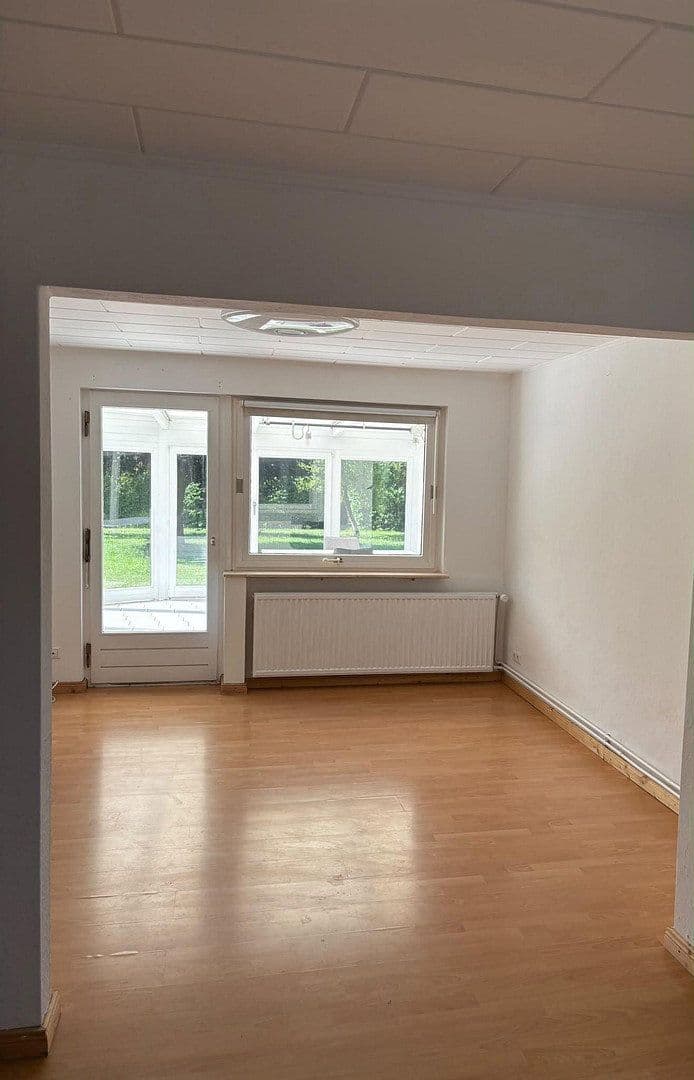 Predaj domu 90 m², pozemok 1.416 m², Neustadt am Rübenberge, Dolné Sasko Predaj domu 90 m², pozemok 1.416 m², Neustadt am Rübenberge, Dolné Sasko