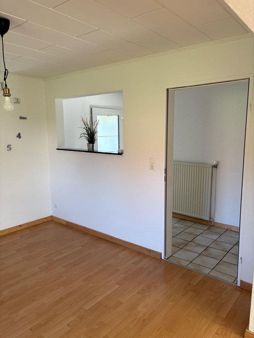 Predaj domu 90 m², pozemok 1.416 m², Neustadt am Rübenberge, Dolné Sasko Predaj domu 90 m², pozemok 1.416 m², Neustadt am Rübenberge, Dolné Sasko