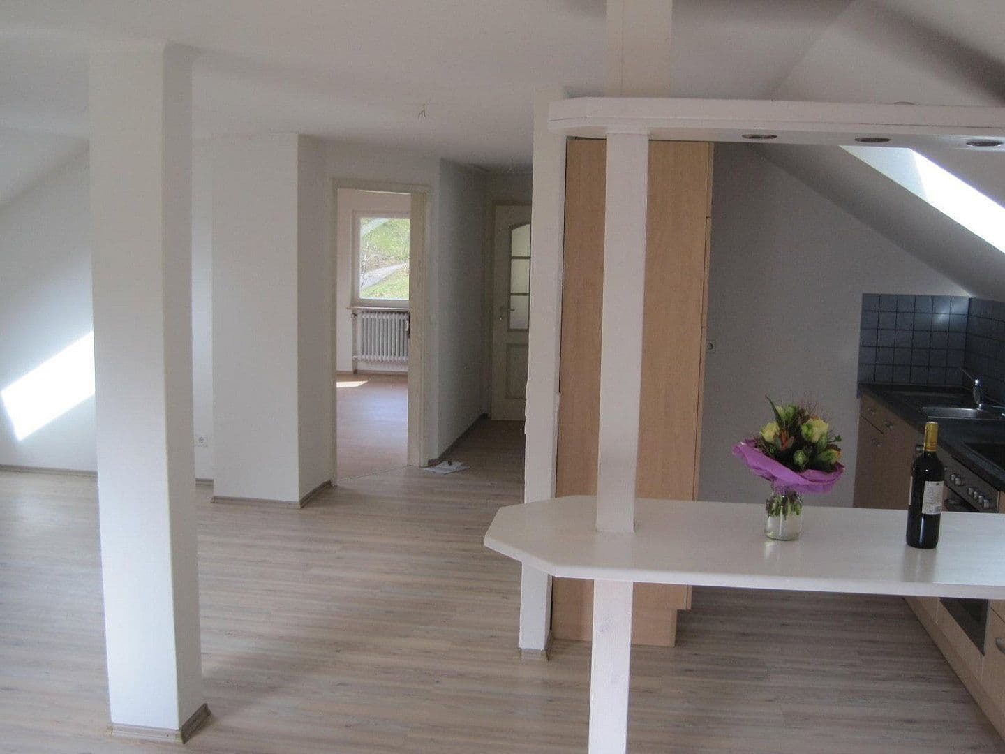 Predaj domu 258 m², pozemok 728 m², Stegen, Bádensko-Wurttembersko Predaj domu 258 m², pozemok 728 m², Stegen, Bádensko-Wurttembersko