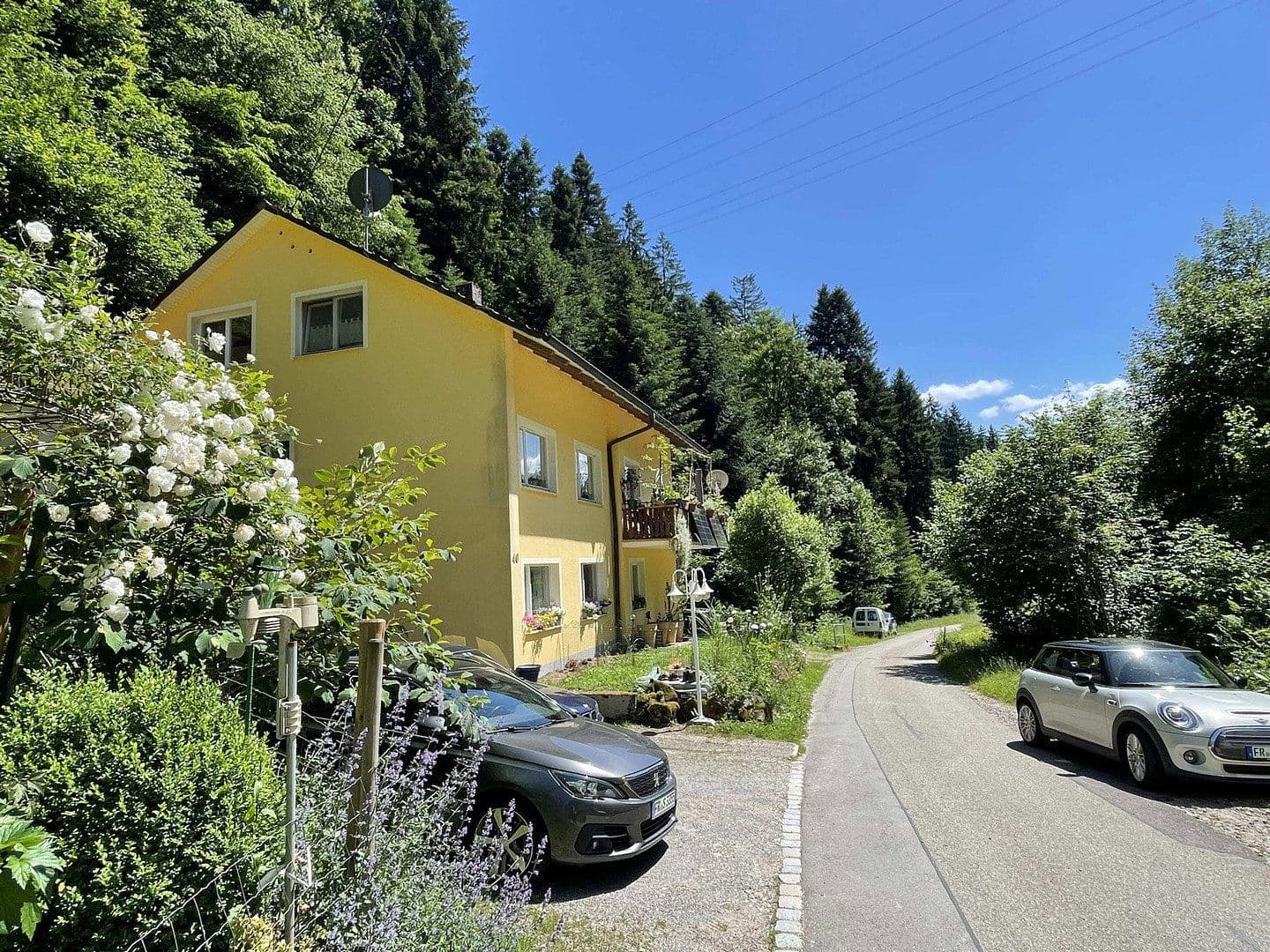 Predaj domu 258 m², pozemok 728 m², Stegen, Bádensko-Wurttembersko Predaj domu 258 m², pozemok 728 m², Stegen, Bádensko-Wurttembersko