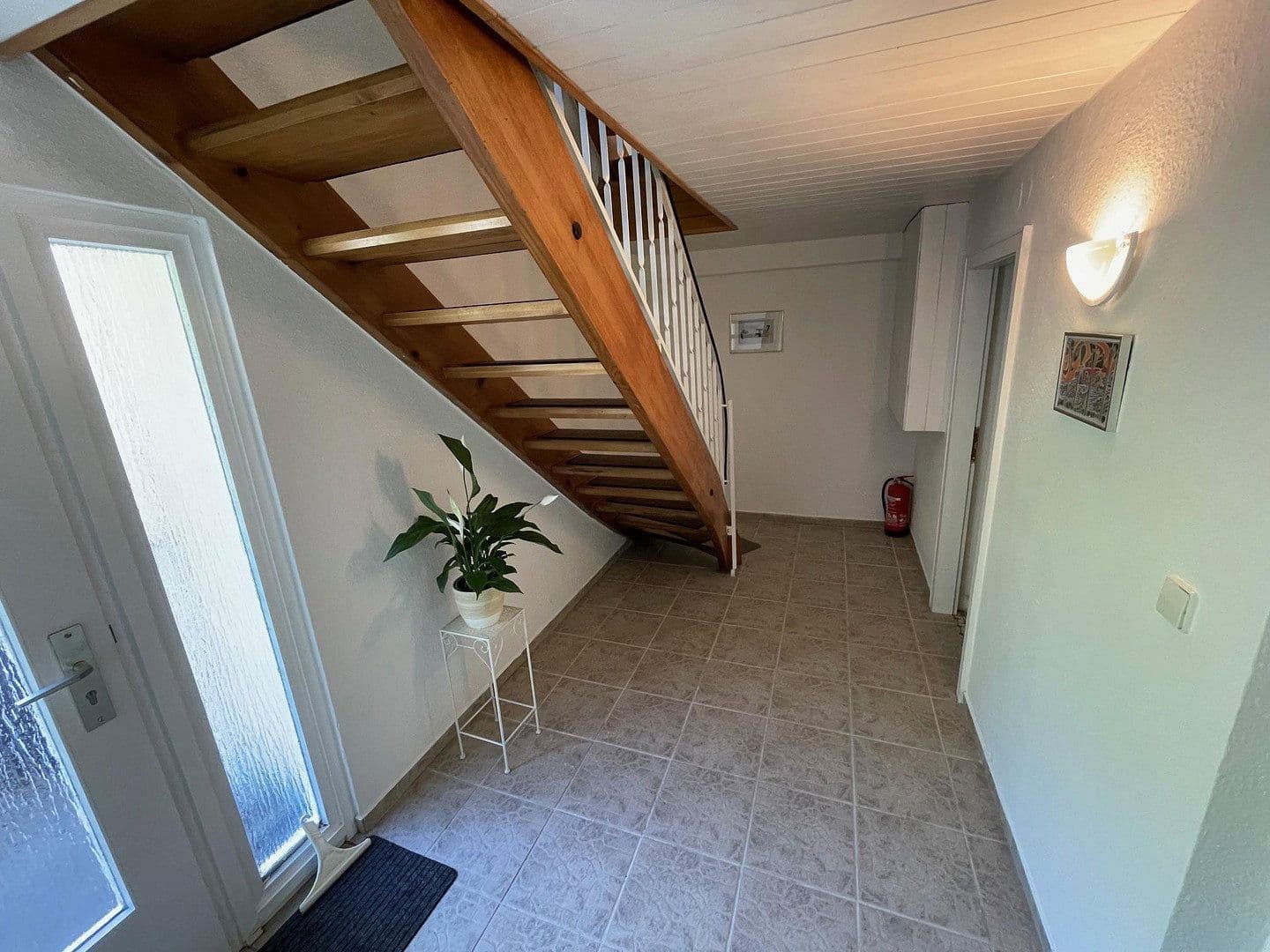 Predaj domu 258 m², pozemok 728 m², Stegen, Bádensko-Wurttembersko Predaj domu 258 m², pozemok 728 m², Stegen, Bádensko-Wurttembersko