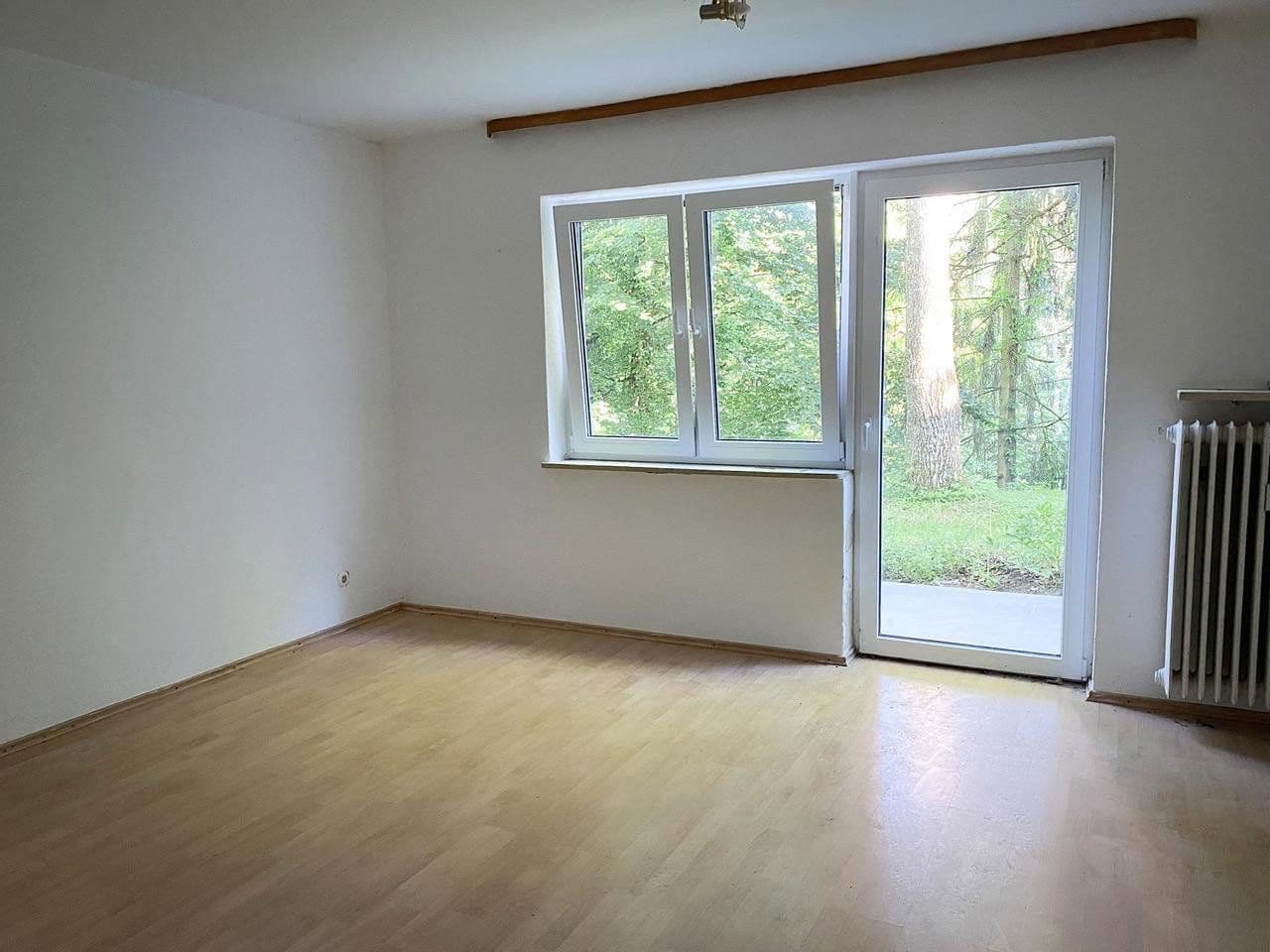 Predaj domu 530 m², pozemok 6.000 m², Winzer, Bavorsko Predaj domu 530 m², pozemok 6.000 m², Winzer, Bavorsko
