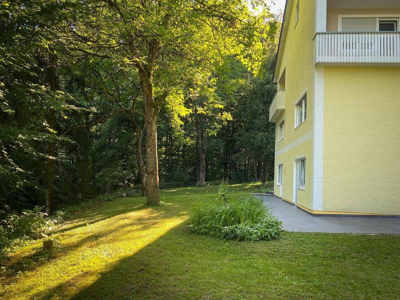 Predaj domu 530 m², pozemok 6.000 m², Winzer, Bavorsko Predaj domu 530 m², pozemok 6.000 m², Winzer, Bavorsko