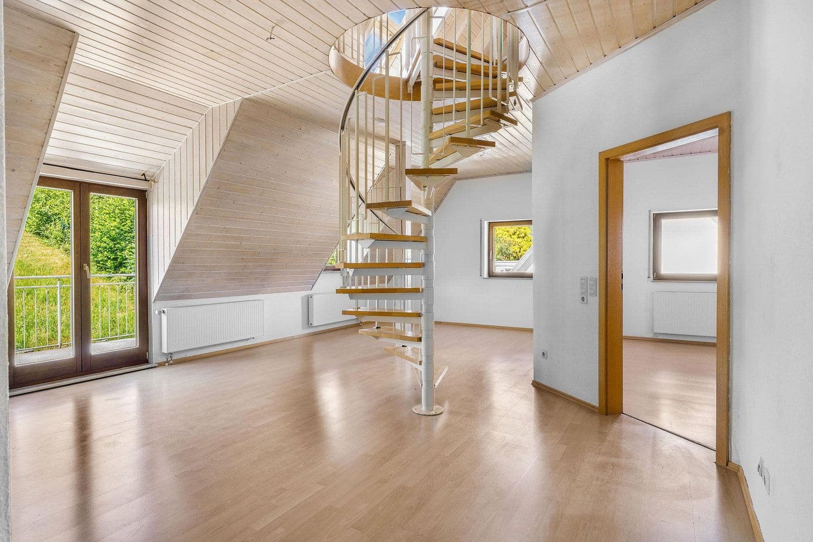 Prenájom bytu 3-izbový 83 m², Schönberg, Bavorsko Prenájom bytu 3-izbový 83 m², Schönberg, Bavorsko
