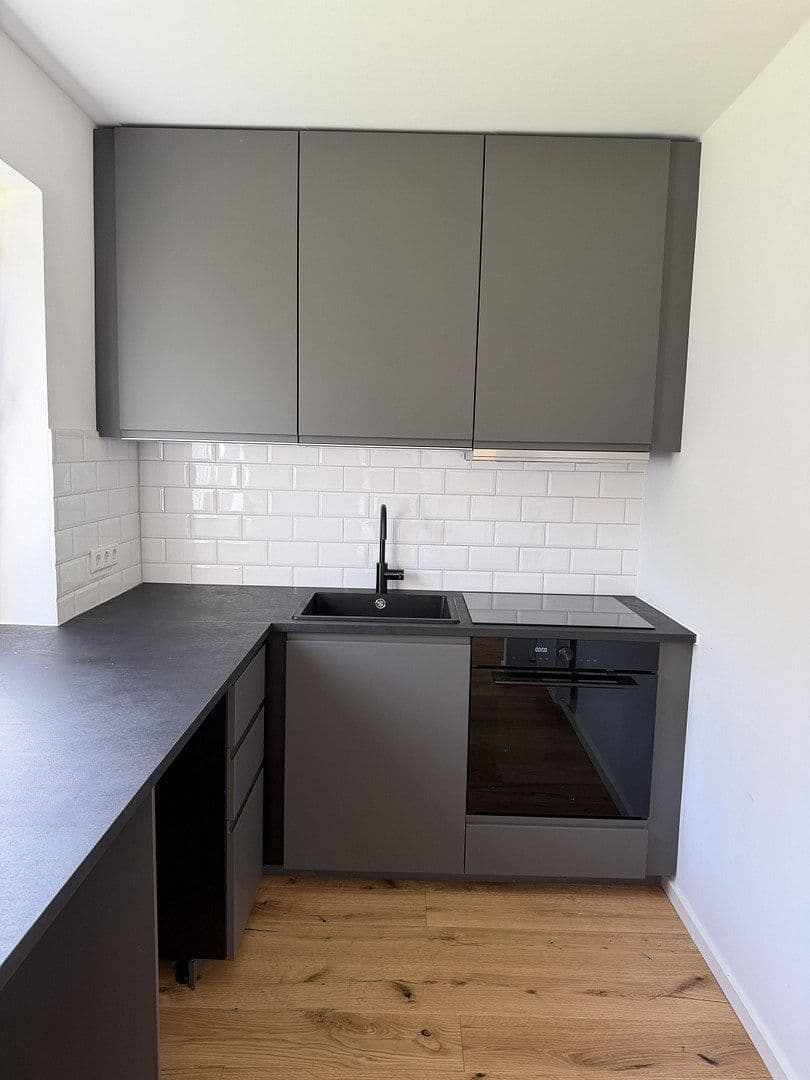 Prenájom bytu 3-izbový 67 m², Hamburg, Hamburg Prenájom bytu 3-izbový 67 m², Hamburg, Hamburg