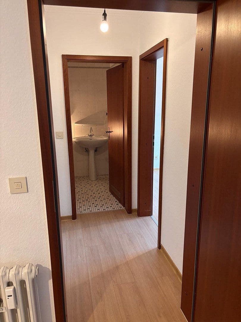 Prenájom bytu 3-izbový 84 m², Klütstraße, Hameln, Dolné Sasko Prenájom bytu 3-izbový 84 m², Klütstraße, Hameln, Dolné Sasko