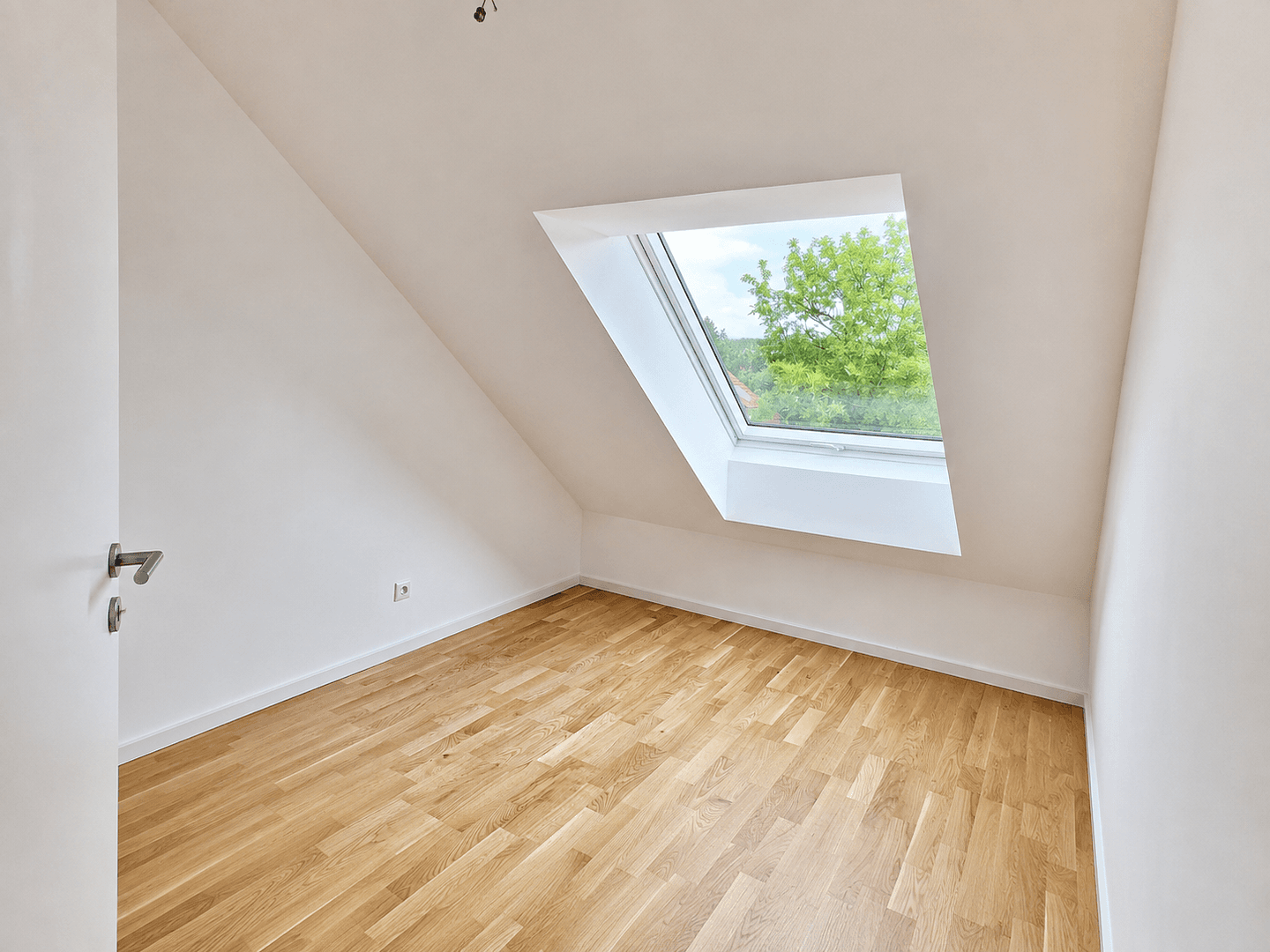 Prenájom domu 134 m², pozemok 243 m², Mering, Bavorsko Prenájom domu 134 m², pozemok 243 m², Mering, Bavorsko