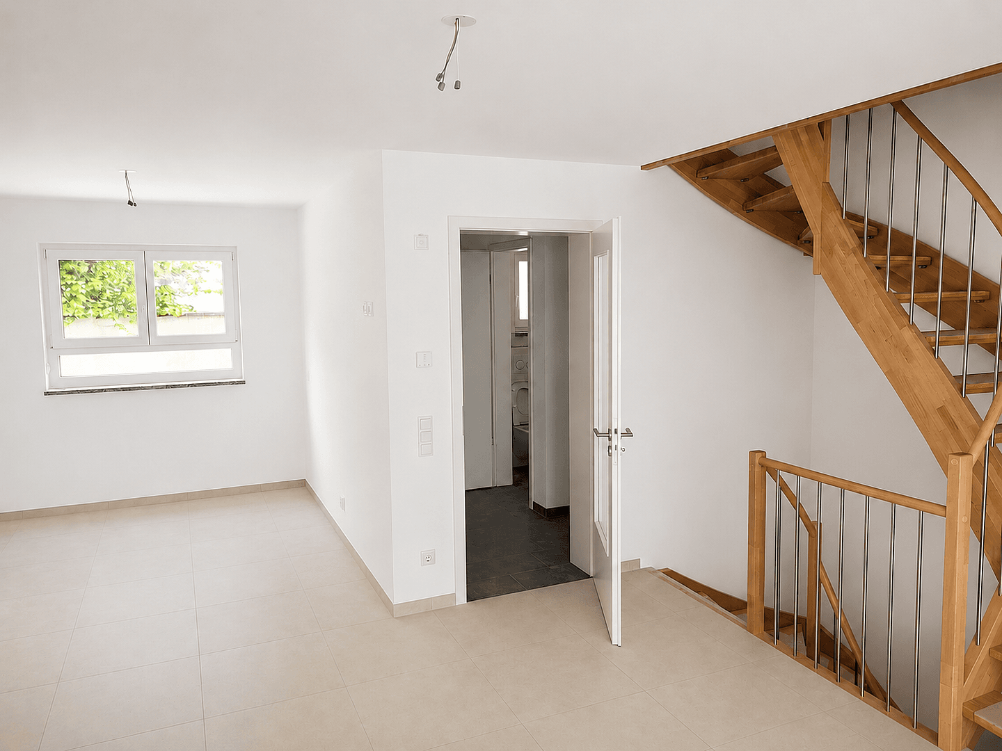 Prenájom domu 134 m², pozemok 243 m², Mering, Bavorsko Prenájom domu 134 m², pozemok 243 m², Mering, Bavorsko