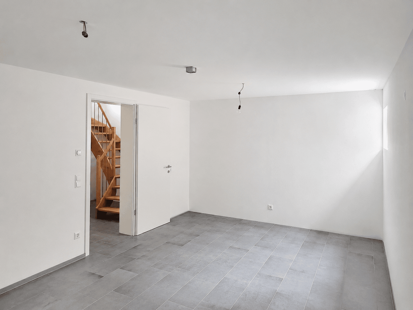 Prenájom domu 134 m², pozemok 243 m², Mering, Bavorsko Prenájom domu 134 m², pozemok 243 m², Mering, Bavorsko
