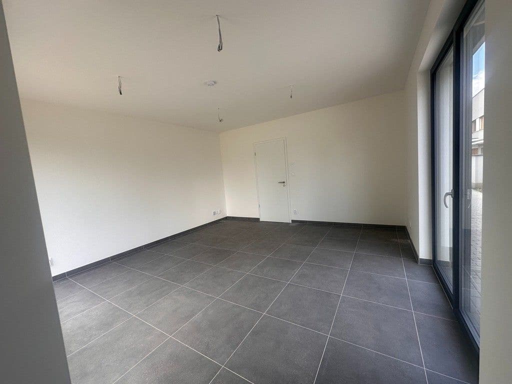 Prenájom nebytového priestoru 32 m², Hubačova, Praha, Praha Prenájom nebytového priestoru 32 m², Hubačova, Praha, Praha