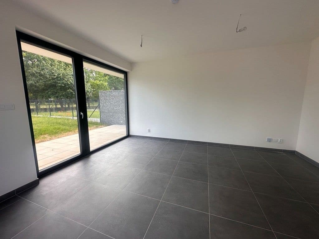 Prenájom nebytového priestoru 32 m², Hubačova, Praha, Praha Prenájom nebytového priestoru 32 m², Hubačova, Praha, Praha