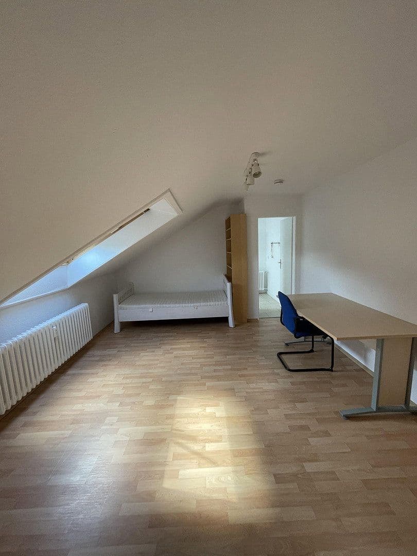 Prenájom bytu 1-izbový 25 m², Düsseldorf, Severné Porýnie - Westfálsko Prenájom bytu 1-izbový 25 m², Düsseldorf, Severné Porýnie - Westfálsko
