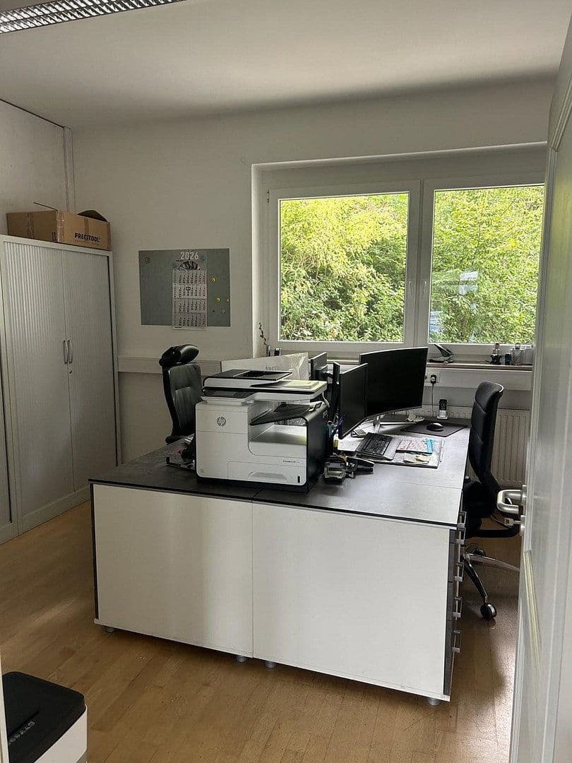 Prenájom nebytového priestoru 5.050 m², Illertissen, Bavorsko Prenájom nebytového priestoru 5.050 m², Illertissen, Bavorsko