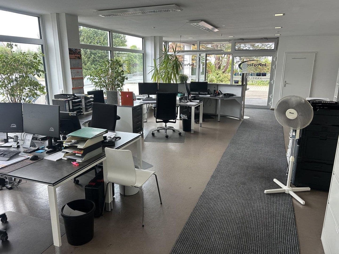 Prenájom nebytového priestoru 5.050 m², Illertissen, Bavorsko Prenájom nebytového priestoru 5.050 m², Illertissen, Bavorsko