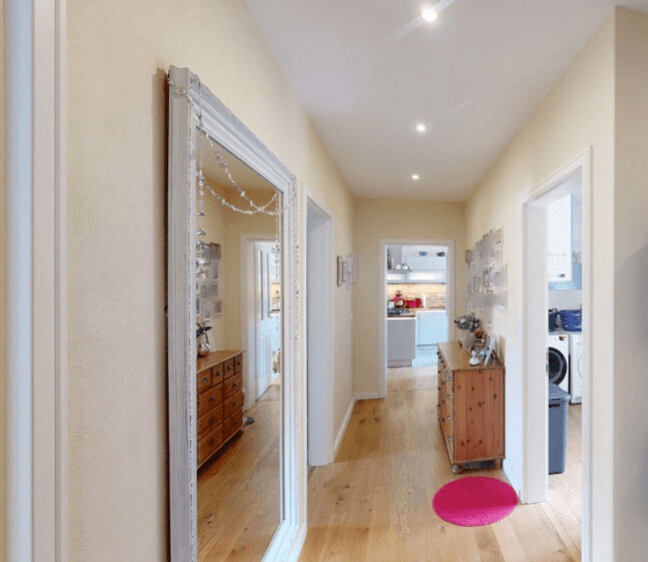 Predaj domu 193 m², pozemok 300 m², Weisenheim am Berg, Porýnie-Falcko Predaj domu 193 m², pozemok 300 m², Weisenheim am Berg, Porýnie-Falcko