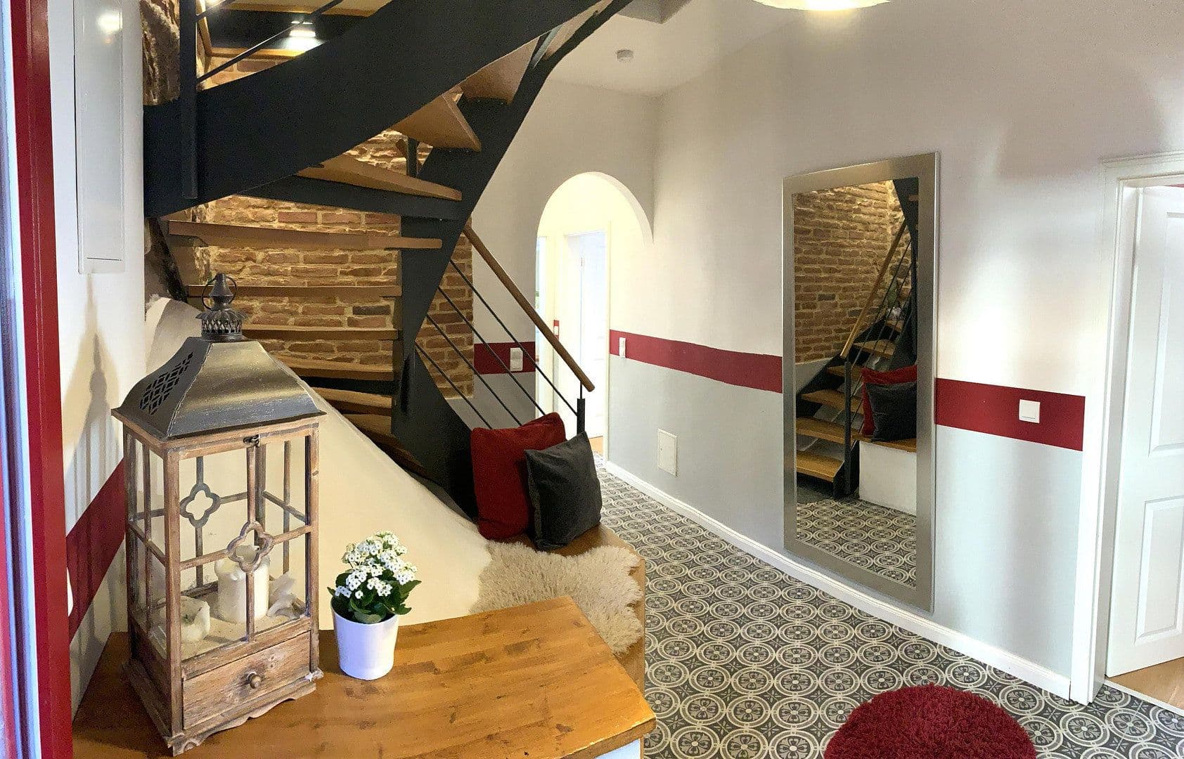 Predaj domu 193 m², pozemok 300 m², Weisenheim am Berg, Porýnie-Falcko Predaj domu 193 m², pozemok 300 m², Weisenheim am Berg, Porýnie-Falcko