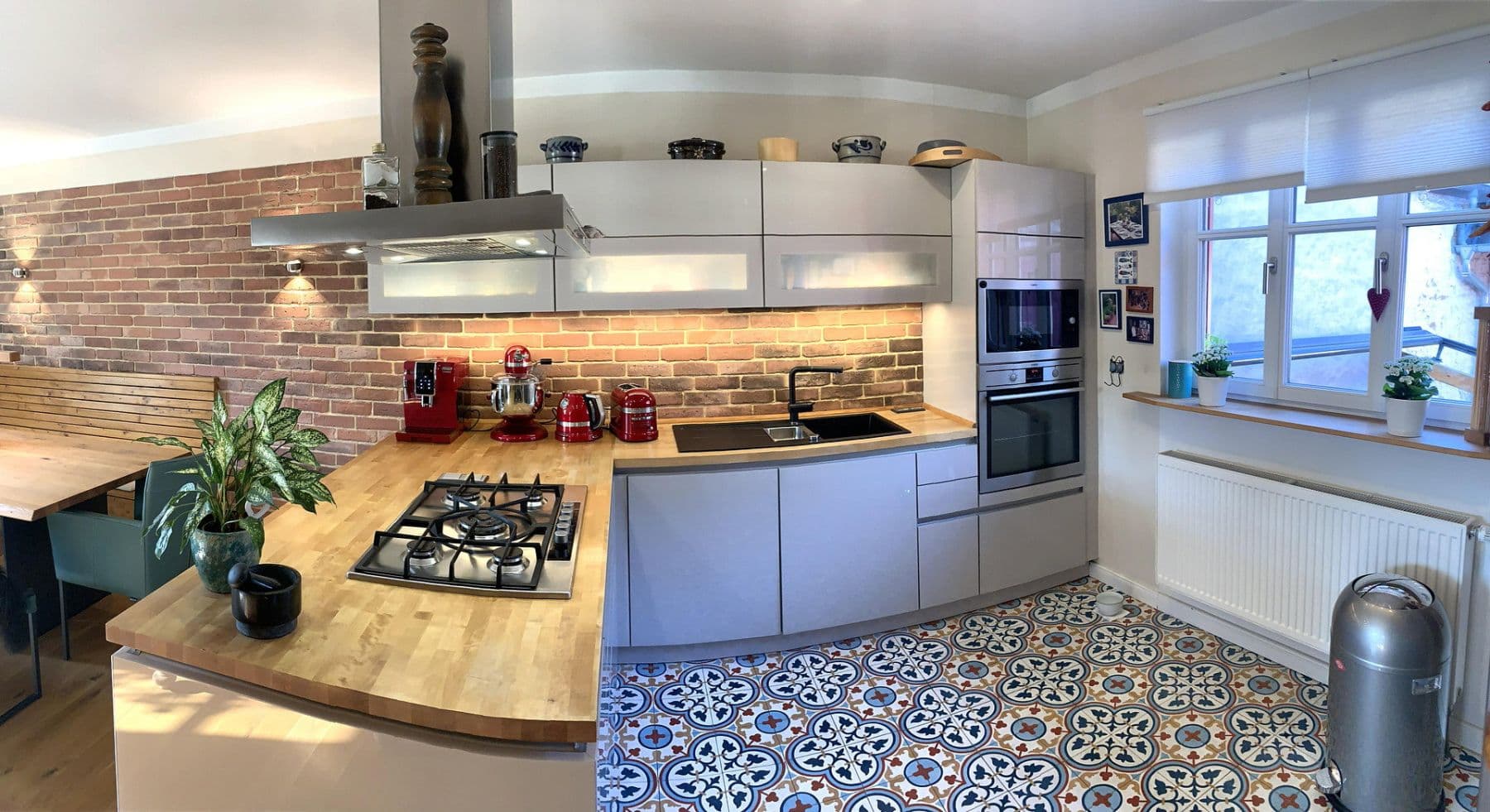 Predaj domu 193 m², pozemok 300 m², Weisenheim am Berg, Porýnie-Falcko Predaj domu 193 m², pozemok 300 m², Weisenheim am Berg, Porýnie-Falcko