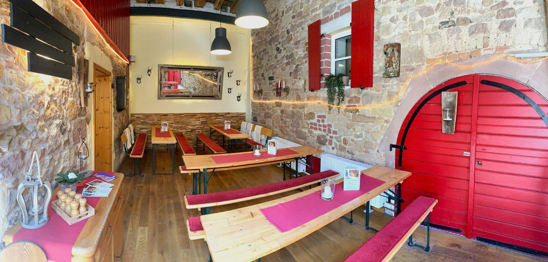 Predaj domu 193 m², pozemok 300 m², Weisenheim am Berg, Porýnie-Falcko Predaj domu 193 m², pozemok 300 m², Weisenheim am Berg, Porýnie-Falcko
