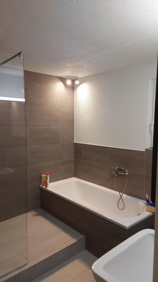 Predaj domu 300 m², pozemok 1.100 m², Neunkirchen, Sársko Predaj domu 300 m², pozemok 1.100 m², Neunkirchen, Sársko
