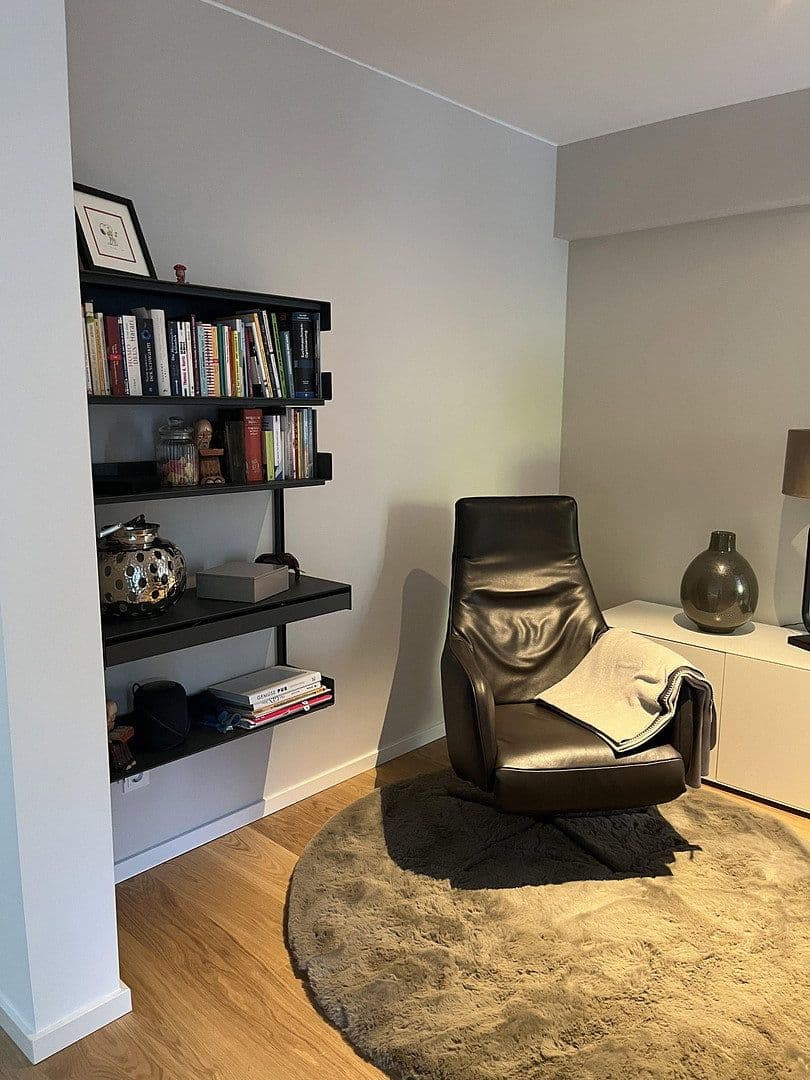 Predaj domu 191 m², pozemok 360 m², Mainz, Porýnie-Falcko Predaj domu 191 m², pozemok 360 m², Mainz, Porýnie-Falcko