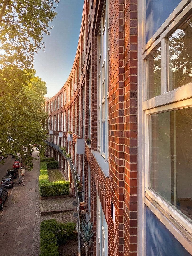 Predaj bytu 5-izbový 123 m², Berlin, Berlín Predaj bytu 5-izbový 123 m², Berlin, Berlín