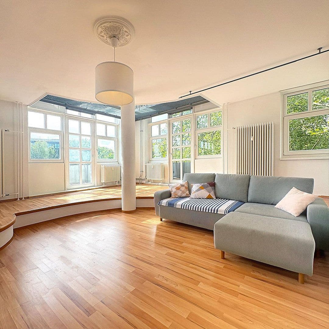 Predaj bytu 5-izbový 123 m², Berlin, Berlín Predaj bytu 5-izbový 123 m², Berlin, Berlín