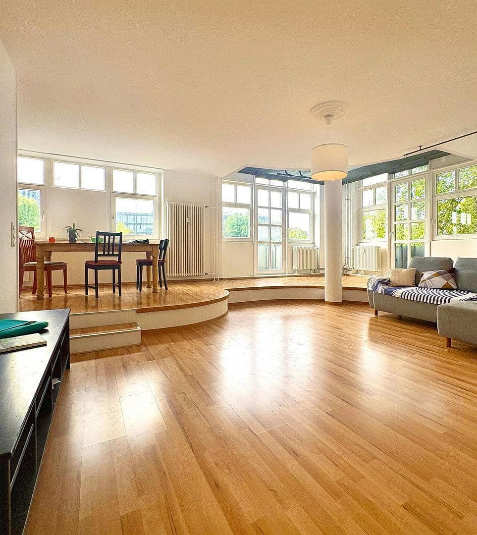 Predaj bytu 5-izbový 123 m², Berlin, Berlín Predaj bytu 5-izbový 123 m², Berlin, Berlín