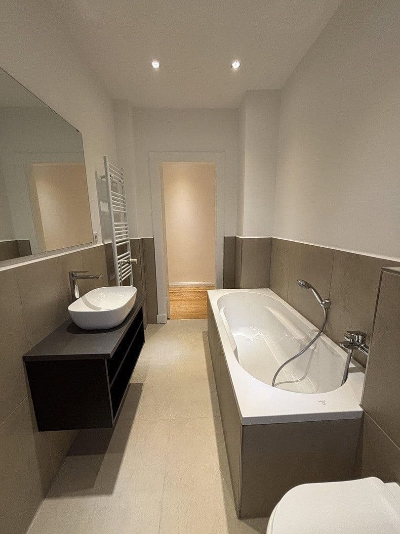 Predaj bytu 4-izbový 95 m², Hamburg, Hamburg Predaj bytu 4-izbový 95 m², Hamburg, Hamburg