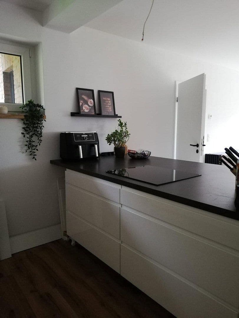 Predaj domu 300 m², pozemok 1.100 m², In den Lärchen 20, Mittenaar, Hesensko Predaj domu 300 m², pozemok 1.100 m², In den Lärchen 20, Mittenaar, Hesensko