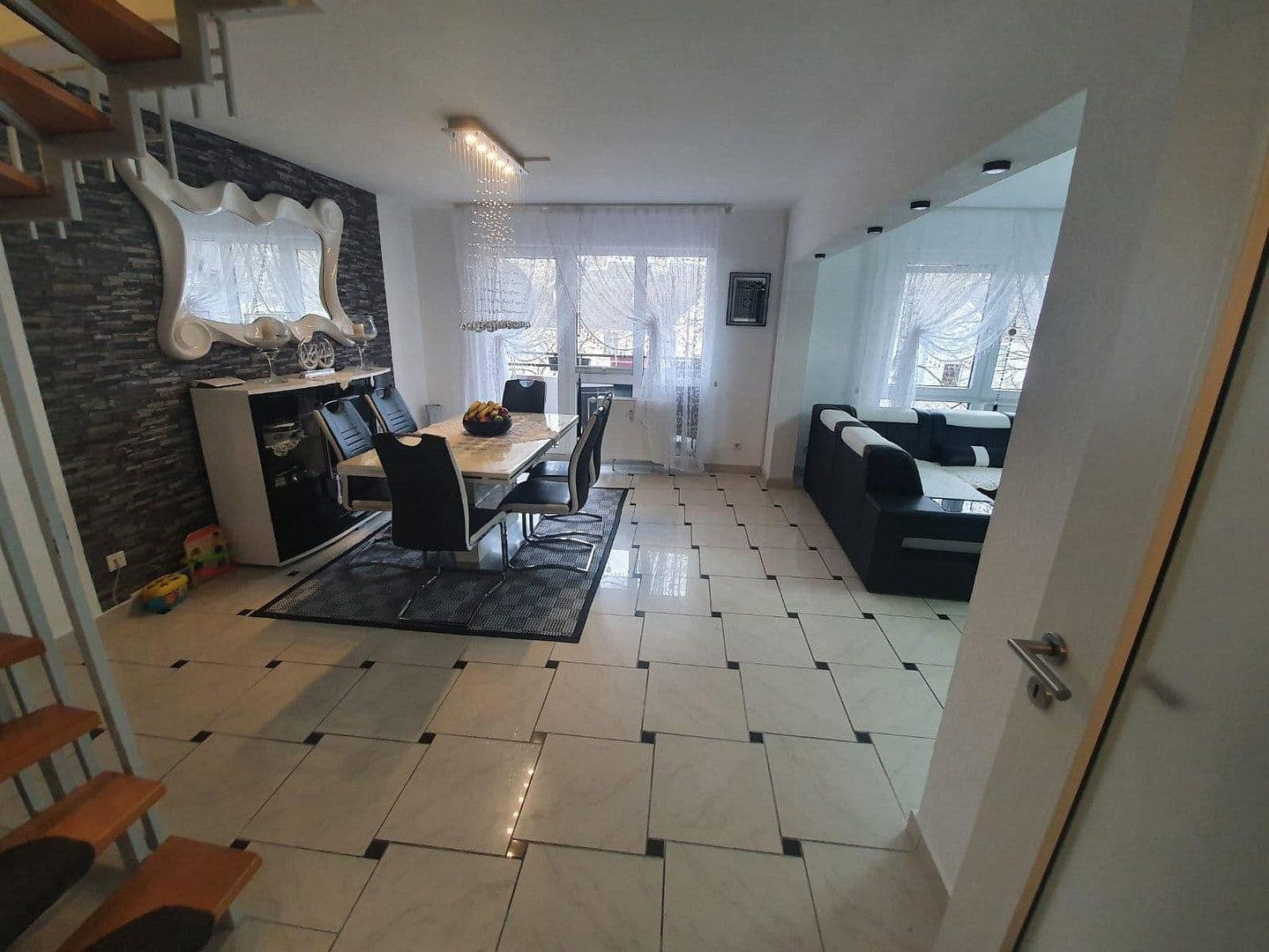 Predaj bytu 4-izbový 109 m², Grebensteiner Str. 8, Kassel, Hesensko Predaj bytu 4-izbový 109 m², Grebensteiner Str. 8, Kassel, Hesensko
