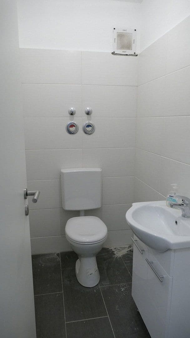Predaj bytu 4-izbový 109 m², Grebensteiner Str. 8, Kassel, Hesensko Predaj bytu 4-izbový 109 m², Grebensteiner Str. 8, Kassel, Hesensko