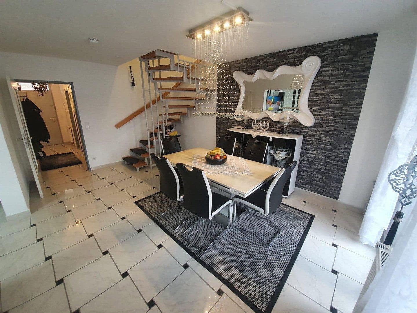 Predaj bytu 4-izbový 109 m², Grebensteiner Str. 8, Kassel, Hesensko Predaj bytu 4-izbový 109 m², Grebensteiner Str. 8, Kassel, Hesensko