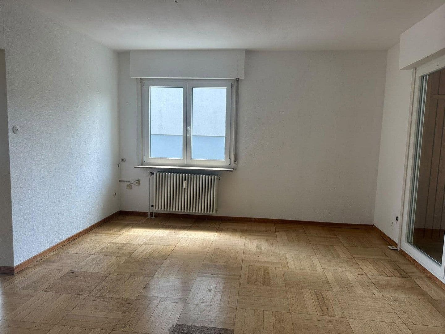 Prenájom domu 175 m², pozemok 300 m², Ebersbach an der Fils, Bádensko-Wurttembersko Prenájom domu 175 m², pozemok 300 m², Ebersbach an der Fils, Bádensko-Wurttembersko