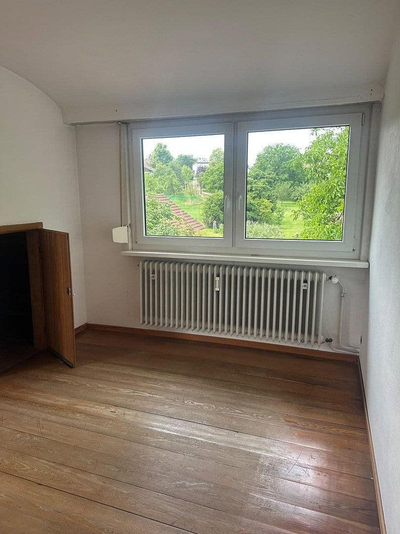 Prenájom domu 175 m², pozemok 300 m², Ebersbach an der Fils, Bádensko-Wurttembersko Prenájom domu 175 m², pozemok 300 m², Ebersbach an der Fils, Bádensko-Wurttembersko