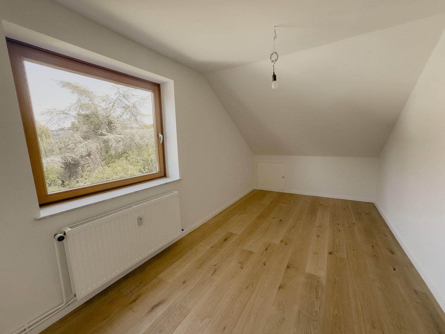 Predaj bytu 4-izbový 110 m², Dresdener Straße 15, Findorff, Brémy Predaj bytu 4-izbový 110 m², Dresdener Straße 15, Findorff, Brémy