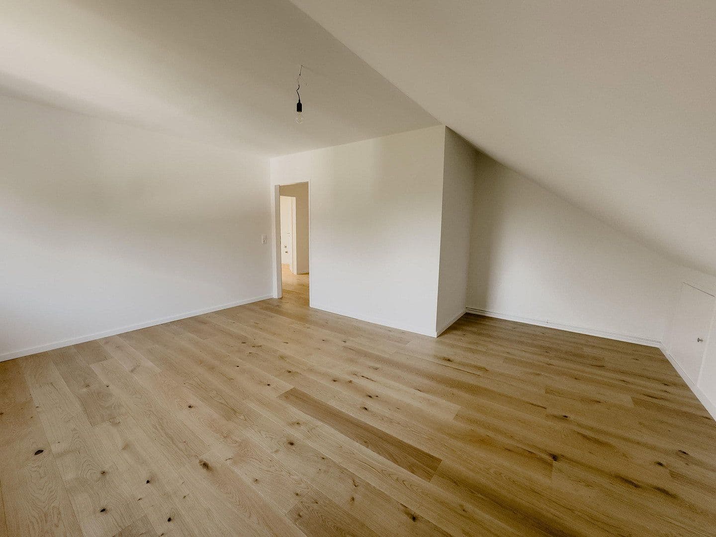 Predaj bytu 4-izbový 110 m², Dresdener Straße 15, Findorff, Brémy Predaj bytu 4-izbový 110 m², Dresdener Straße 15, Findorff, Brémy